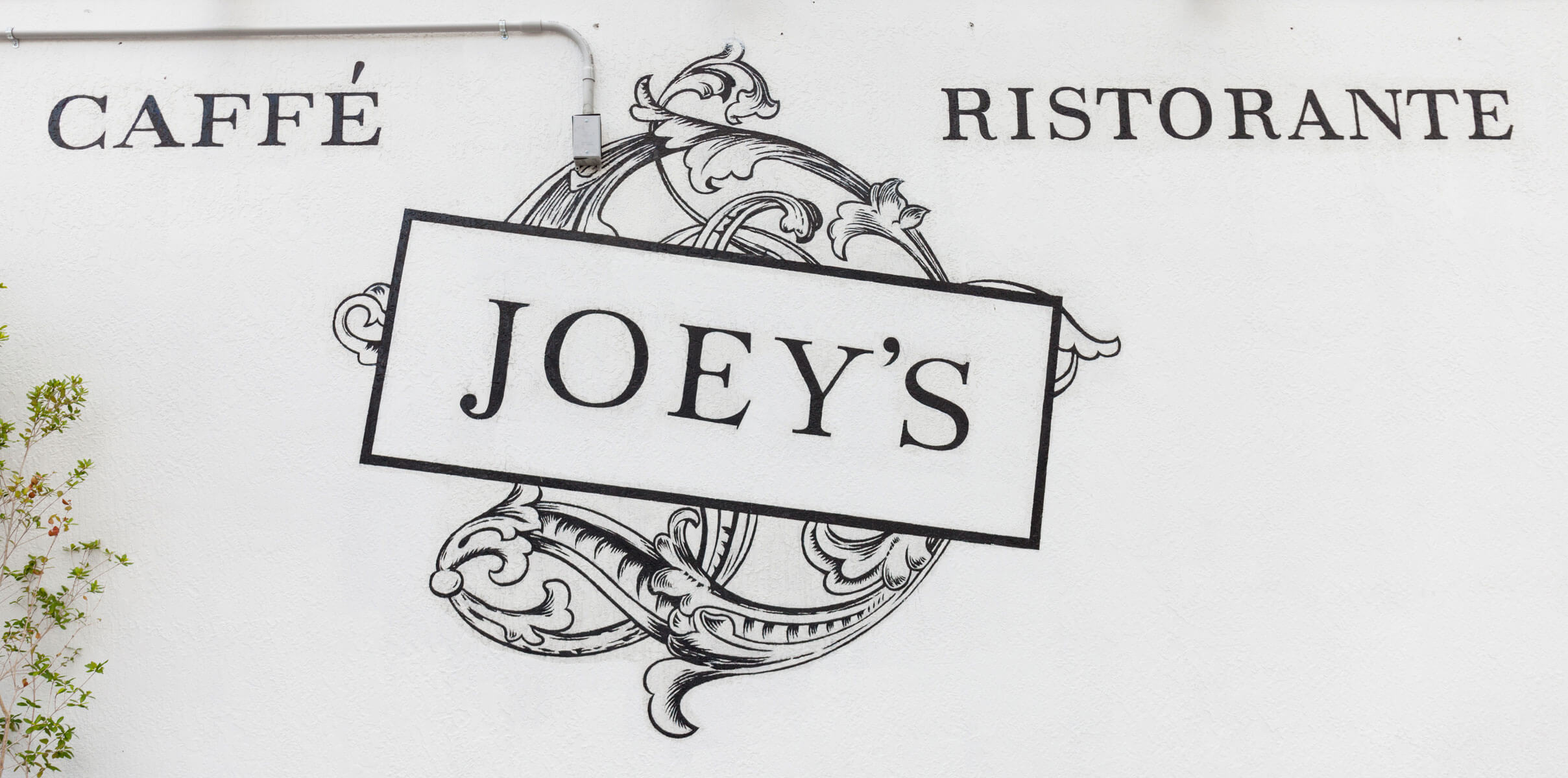 Joey's Cafe Ristorante signage