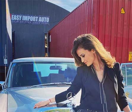 Karen Deray Easy Import: Having my office at Hollywork make my work much more fun and convenient. We import and export luxury cars and here it's a pleasure to work and host our clients in the conference room.